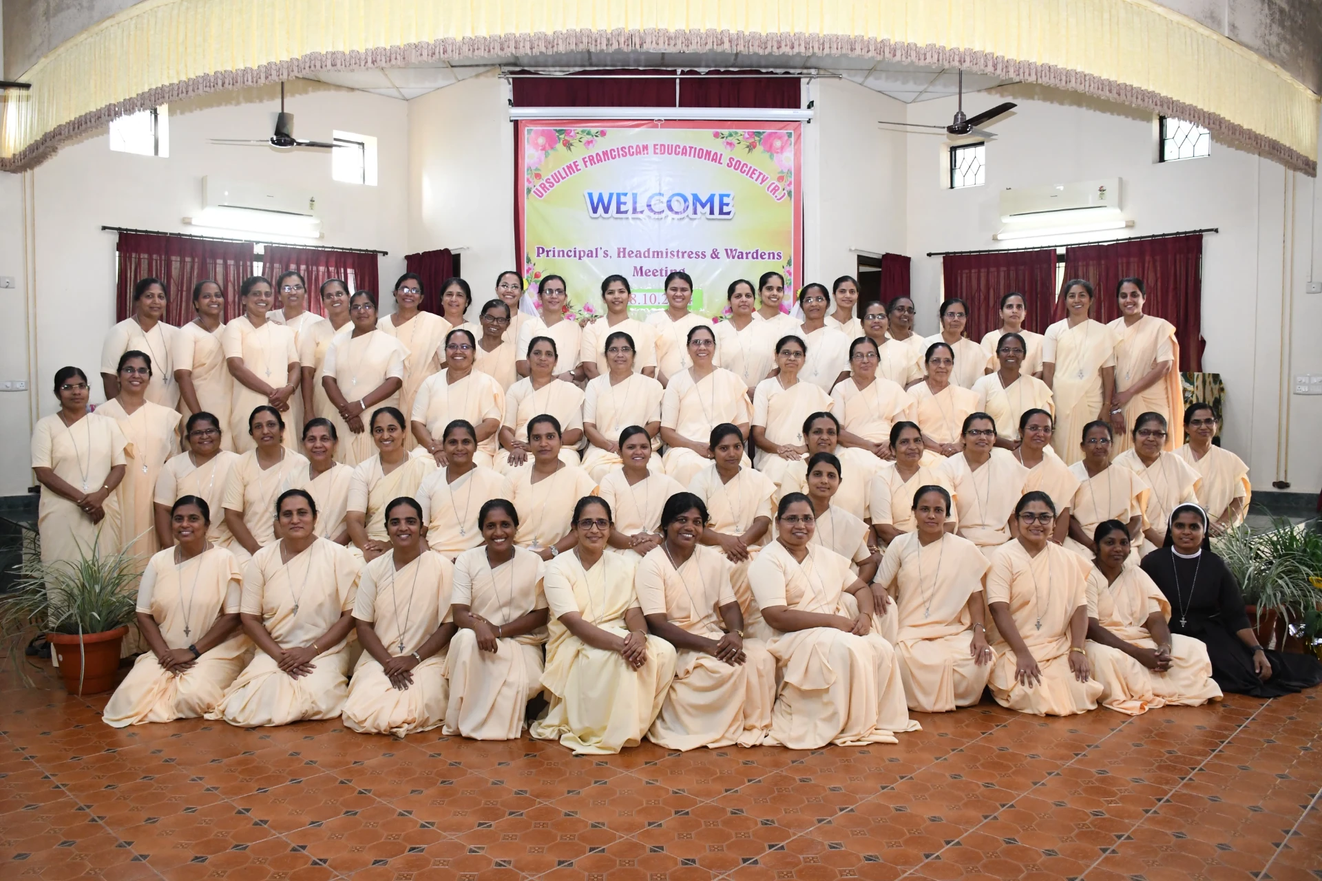 Principals, headmistresses and wardens of UFES institutions gathered together